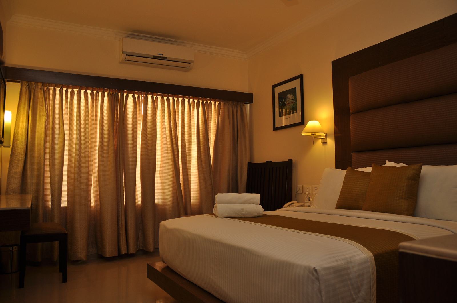 Hotels in Kanyakumari - Hotel The Gopinivas Grand